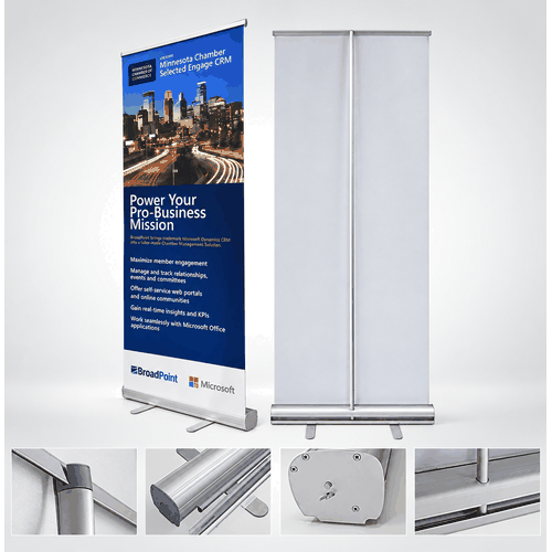 Banner con Roll Screen Publicitario | Display Retráctil para Eventos y Empresas